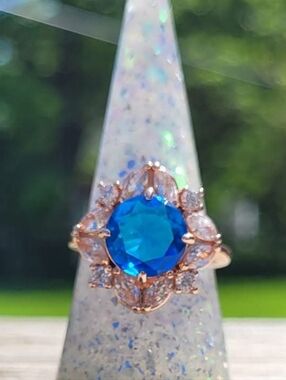 Size 8 Blue Zircon Ring